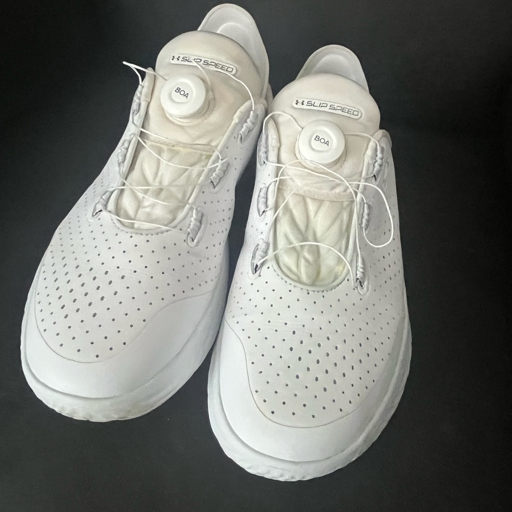 Under Armour Men's White Slip Speed Athletic Shoes